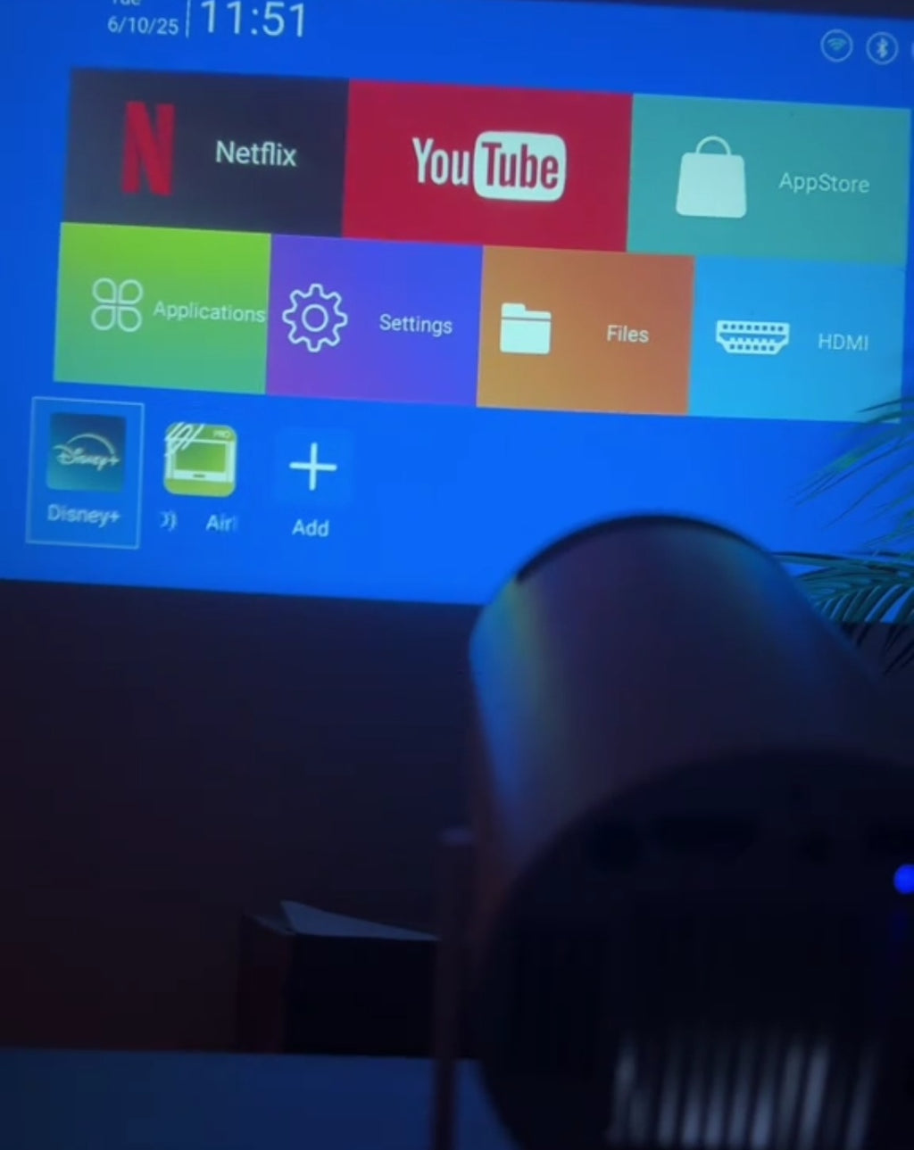 Lurani Mini HD Projector